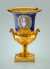 Die KPM-Kratervase mit dem Medaillon von Prinzessin Luise von Preußen | © Kunsthandel C.E. Franke